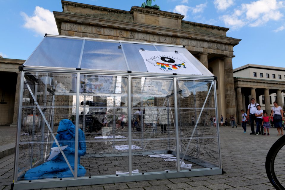 Coloured Rain protest glass house Berlin Platz des 18 März 2020-07-18 12