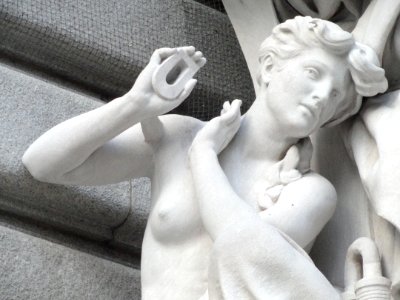 Commerce by Daniel Chester French, 1912 - Cleveland, Ohio - DSC07913
