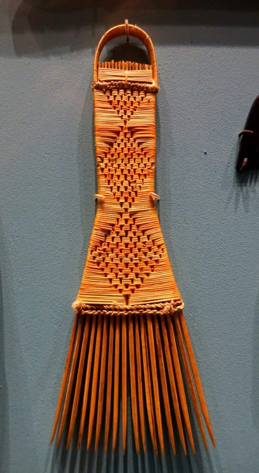 Comb, Congo - Etnografiska museet - Stockholm, Sweden - DSC00915