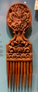 Comb, unidentified - Etnografiska museet - Stockholm, Sweden - DSC00921