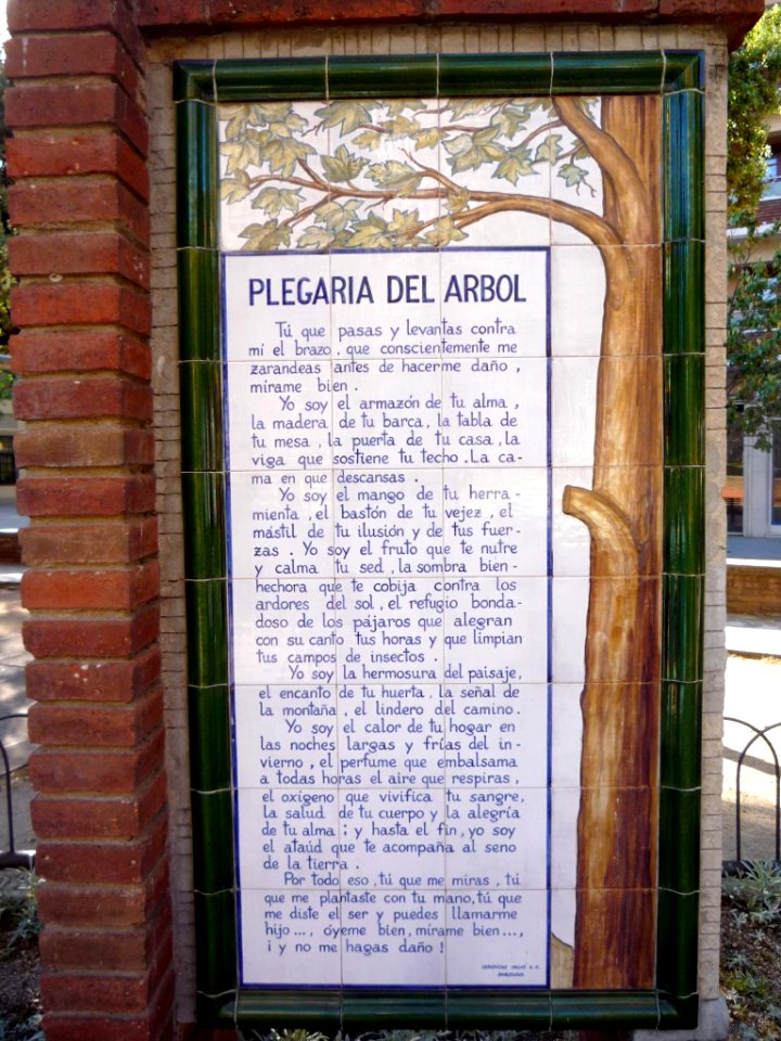 Cornellà de Llobregat - Plaça de l'Església 2