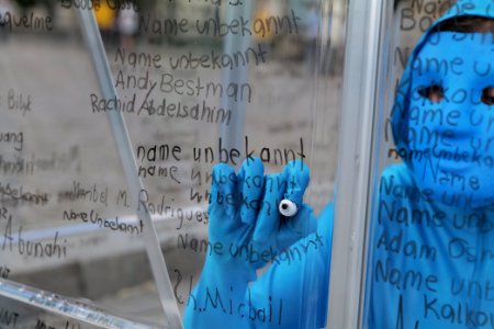 Coloured Rain protest glass house Berlin Platz des 18 März 2020-07-18 17