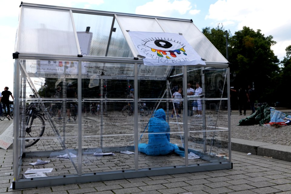 Coloured Rain protest glass house Berlin Platz des 18 März 2020-07-18 07