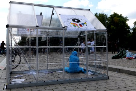Coloured Rain protest glass house Berlin Platz des 18 März 2020-07-18 07