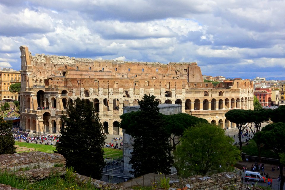 Colosseum from the Palatine Hill - Rome, Italy - DSC01449