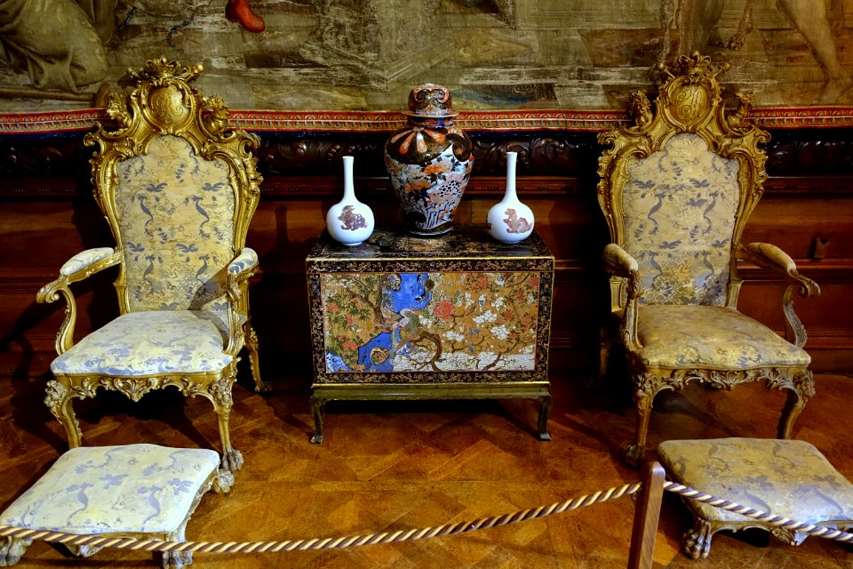 Coronation chairs of George III and Queen Charlotte, 1761 - State Drawing Room, Chatsworth House - Derbyshire, England - DSC03189