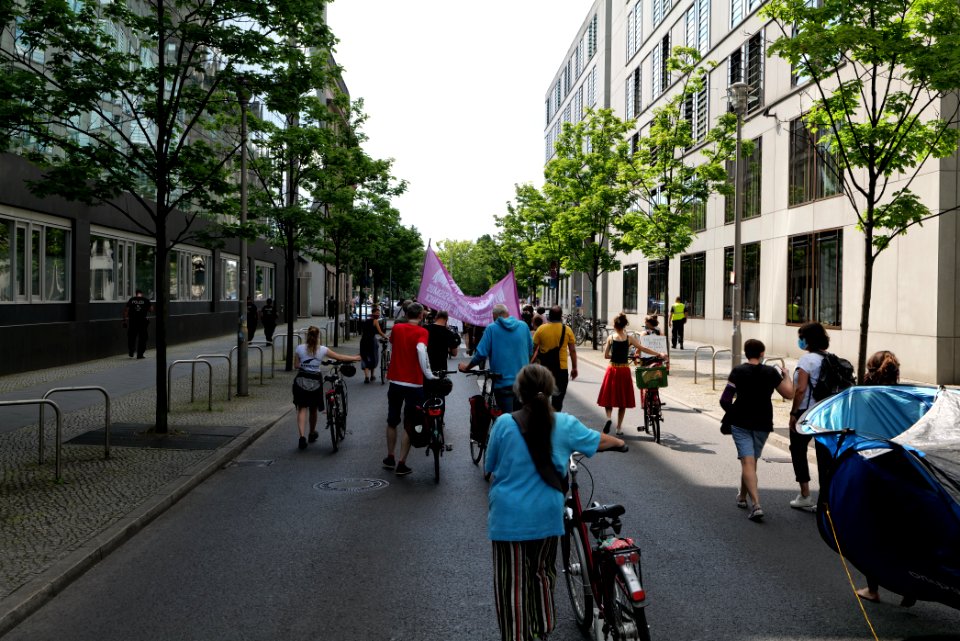 Coloured Rain demonstration Berlin 2020-07-18 28