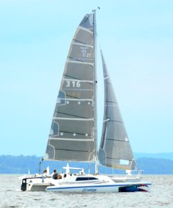 Corsair F-27 Sport Cruiser trimaran sailboat Crabbie 2543