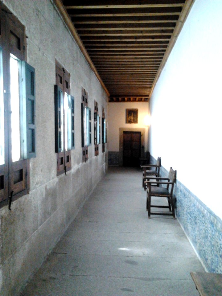 Corridor in the Palace of Philip II 02