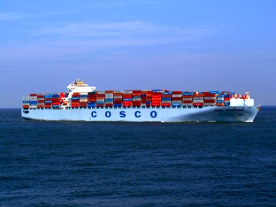 Cosco Guangzhou p10 approaching Port of Rotterdam, Holland 19-Apr-2007