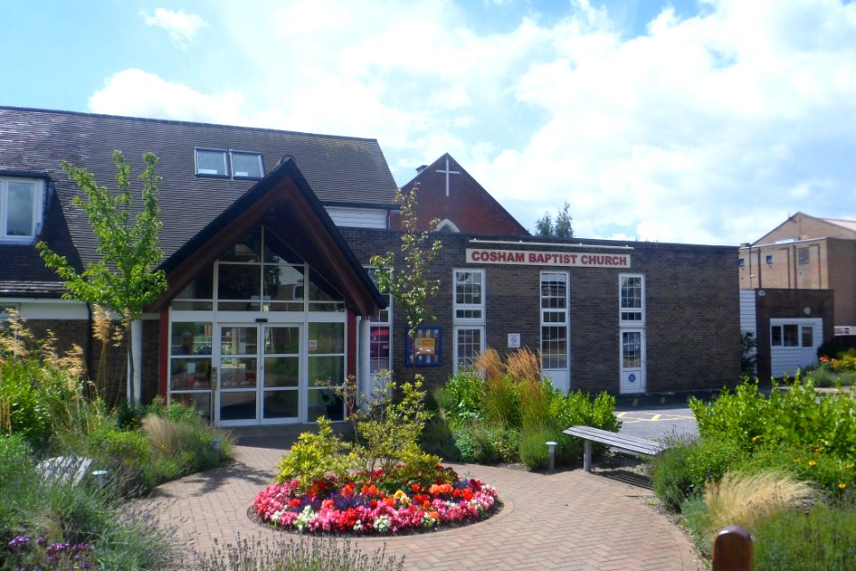Cosham Baptist Church, Havant Road, Cosham (August 2017) (2)