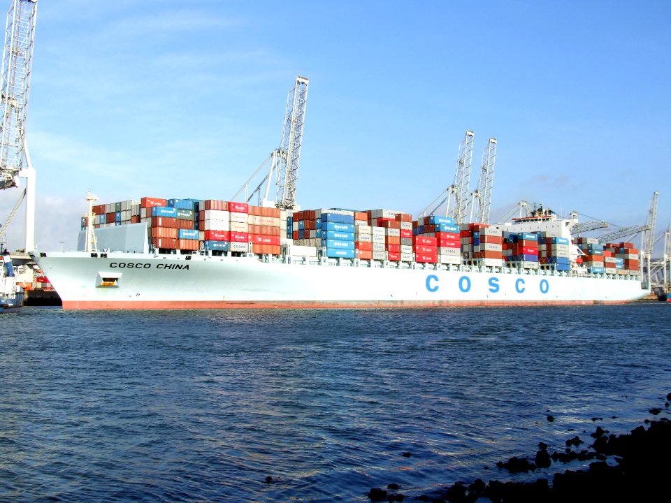 Cosco China at the Amazone harbour, Port of Rotterdam, Holland 10-Dec-2006