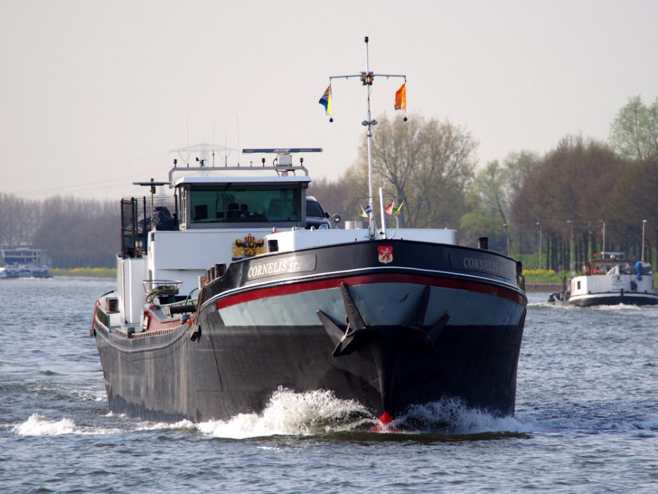 Cornelis sr, ENI 03250290, Amsterdam-Rijn kanaal, pic1
