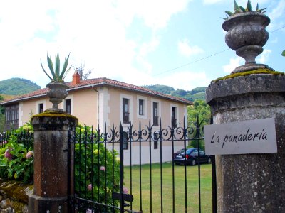 Cornellana - Monasterio de San Salvador (La Panadería) 1