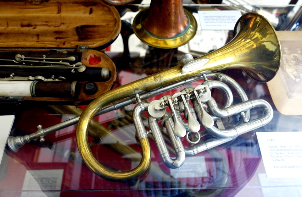 Cornet, Boston Instrument Manufacturing, c. 1870 - Bennington Museum - Bennington, VT - DSC08617