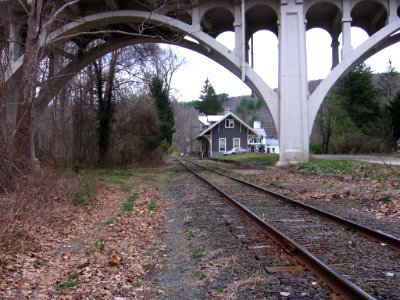 Cornwall Bridge and station 063
