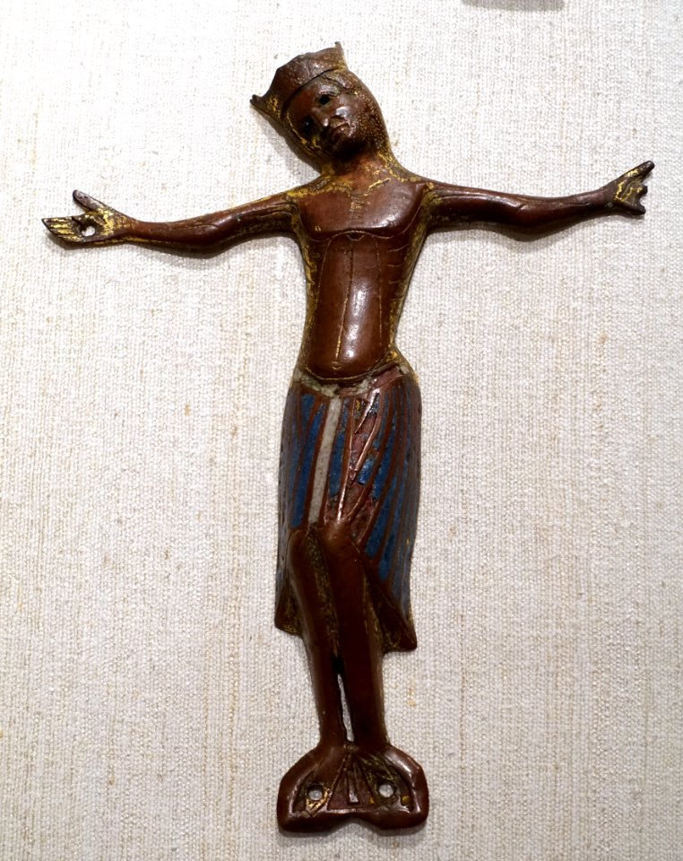Corpus for a Crucifix, French, Limoges, 1200s, copper with gilding and enamel - Princeton University Art Museum - DSC06733