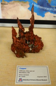 Copper, 1500 level, Chino open pit, New Mexico - Dr. Ed David Collection - University of Arizona Mineral Museum - University of Arizona - Tucson, AZ - DSC08533