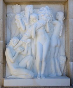Cornucopia relief - Hearst Castle - DSC06519