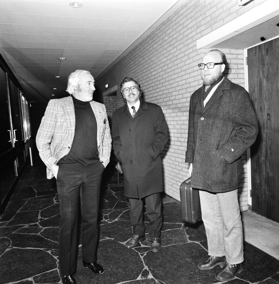 Coster (schoonvader en zaakwaarnemer van Cruijff), Karel Jansen en Roel Wiersma, Bestanddeelnr 926-8915