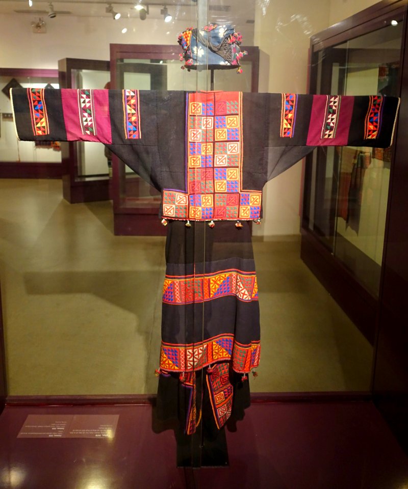 Costume, Lolo Hoa, Ha Giang, 1970, view 1, cotton, indigo, applique and embroidered patterns - Vietnamese Women's Museum - Hanoi, Vietnam - DSC03828