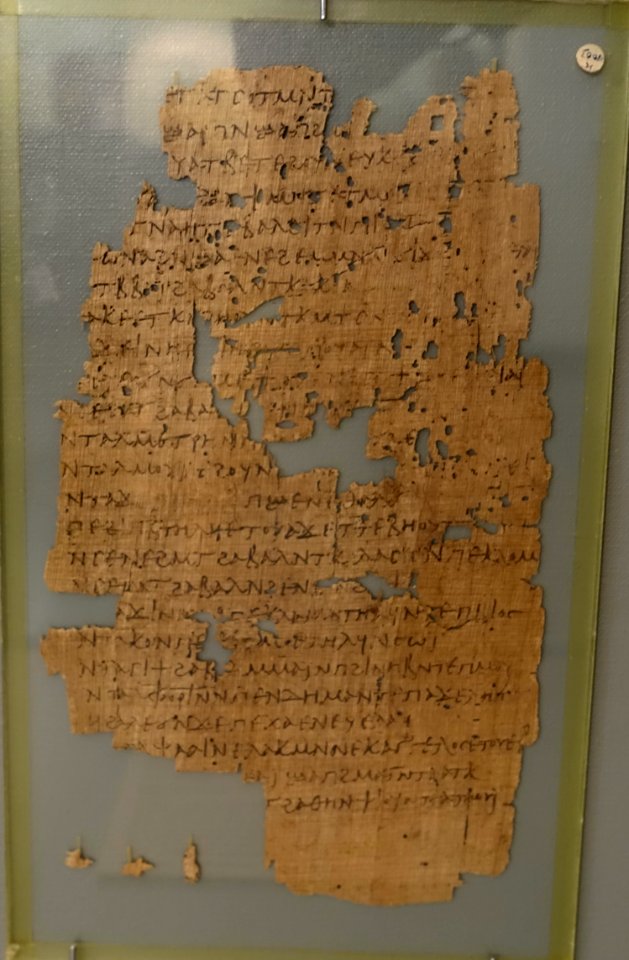 Coptic papyrus, Egypt, late 3rd to early 4th century AD, papyrus, K 1003 - Martin von Wagner Museum - Würzburg, Germany - DSC05382