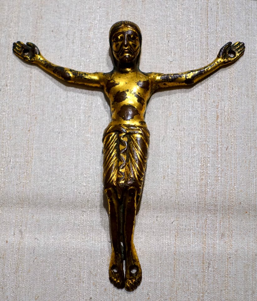 Corpus from a cross, German, 1100s, bronze with gilding - Princeton University Art Museum - DSC06729