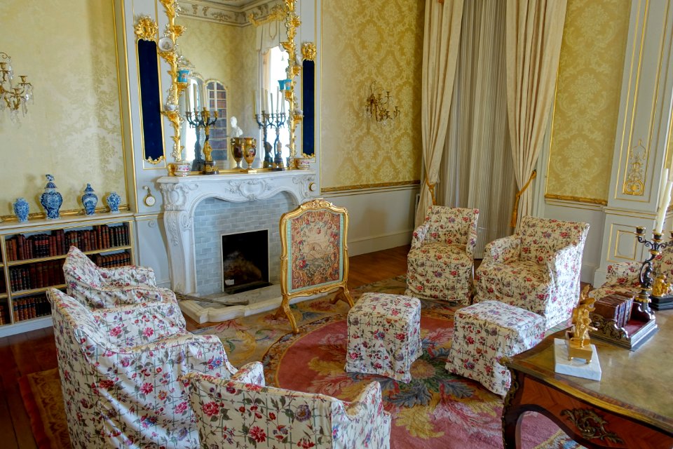 Countess's Sitting Room - Wrest Park - Bedfordshire, England - DSC08343