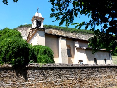 Couzon-au-Mont-d'Or - Rue Chanoine Villion, façade ouest de la chapelle de l'asile Saint-Léonard