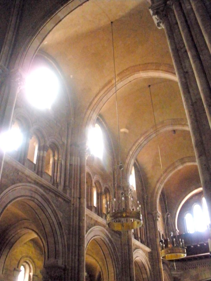 Covadonga - Basílica de Santa María la Real 19
