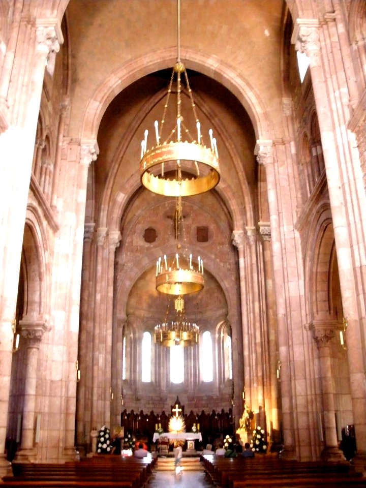Covadonga - Basílica de Santa María la Real 25-