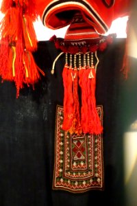 Costume, Dao Do, Lao Cai, 1972, handmade cotton, industial cotton with natural embroidered patterns - Vietnamese Women's Museum - Hanoi, Vietnam - DSC03740