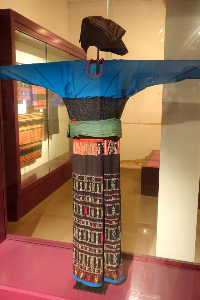 Costume, Thai, Thanh Hoa, 1977, view 1, cotton, ikat, patterns woven with extra threads and silk embroidery - Vietnamese Women's Museum - Hanoi, Vietnam - DSC03910