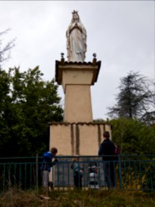 Couzon-au-Mont-d'Or - La Vénagère - Madone de Couzon - Statue sur son socle