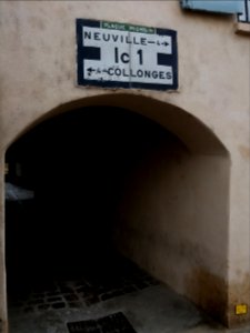 Couzon-au-Mont-d'Or - Passage de la Voûte - Depuis la rue de la République