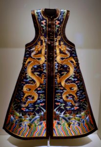 Court vest with dragons and clouds, China, embroidery by Imperial Silk Manufactory, Suzhou, tailoring by Imperial Workshop, Beijing, Yongzheng period, 1723-1735 AD, silk - Peabody Essex Museum - DSC07898