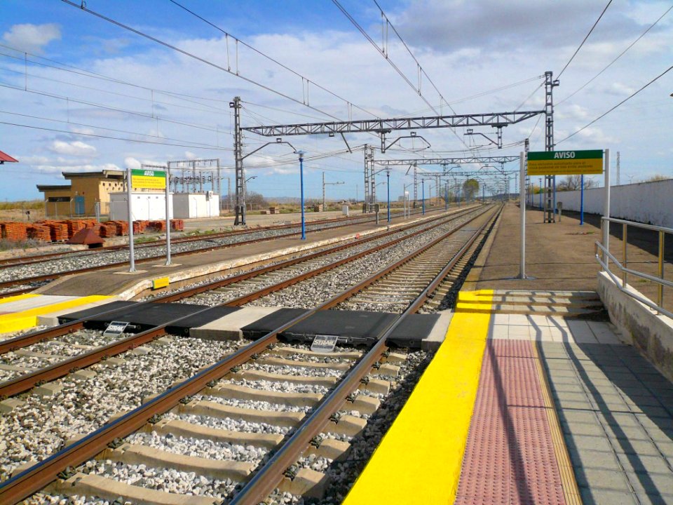 Cortes - Estación de Adif 07
