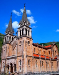 Covadonga - Basílica de Santa María la Real 12