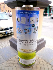 Cortes - Contenedores de reciclaje 3