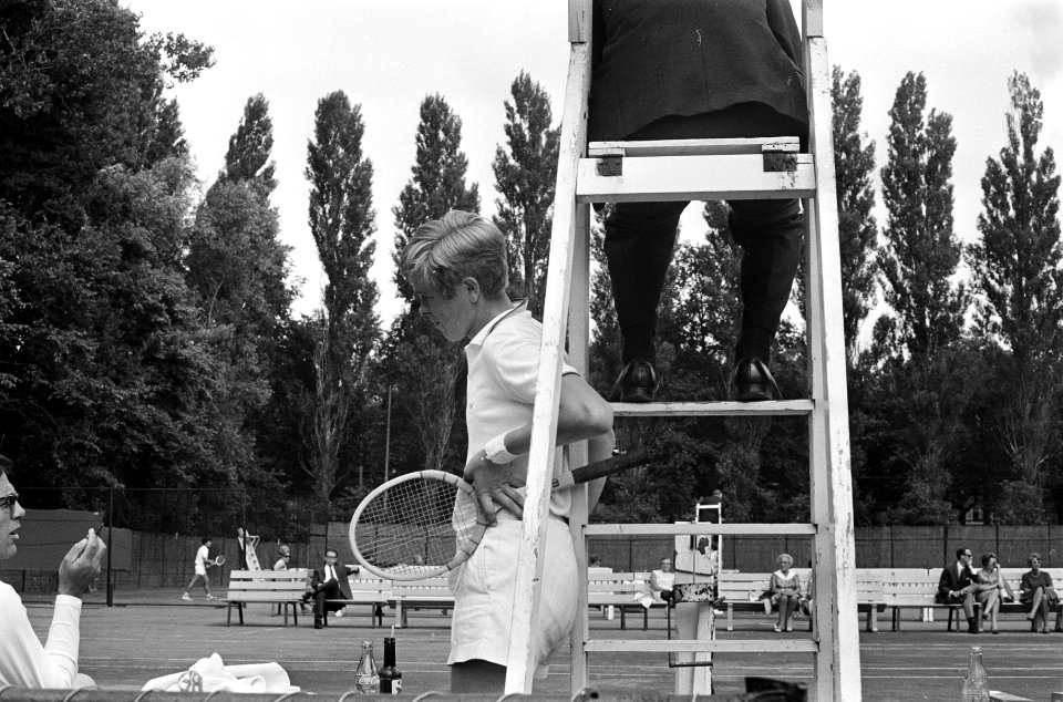 Coupe de Galea tennis . Wethouder Verhey met Nederlands ploeg Hemmes, wethouder , Bestanddeelnr 921-5260
