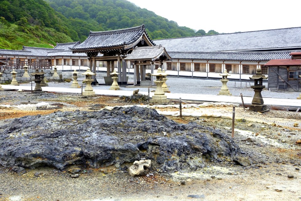 Courtyard - Bodaiji, Mount Osore - Mutsu, Aomori - DSC00371