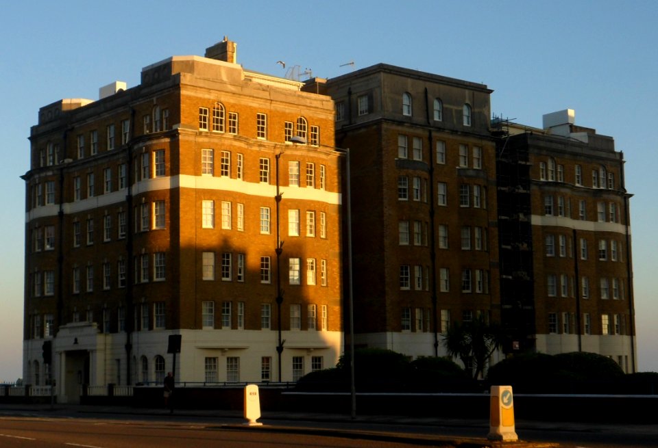 Courtenay Gate, Kingsway, Hove (September 2013) (8)