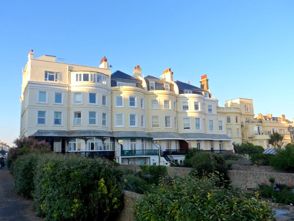 Courtenay Terrace, Kingsway, Hove (September 2013) (1)