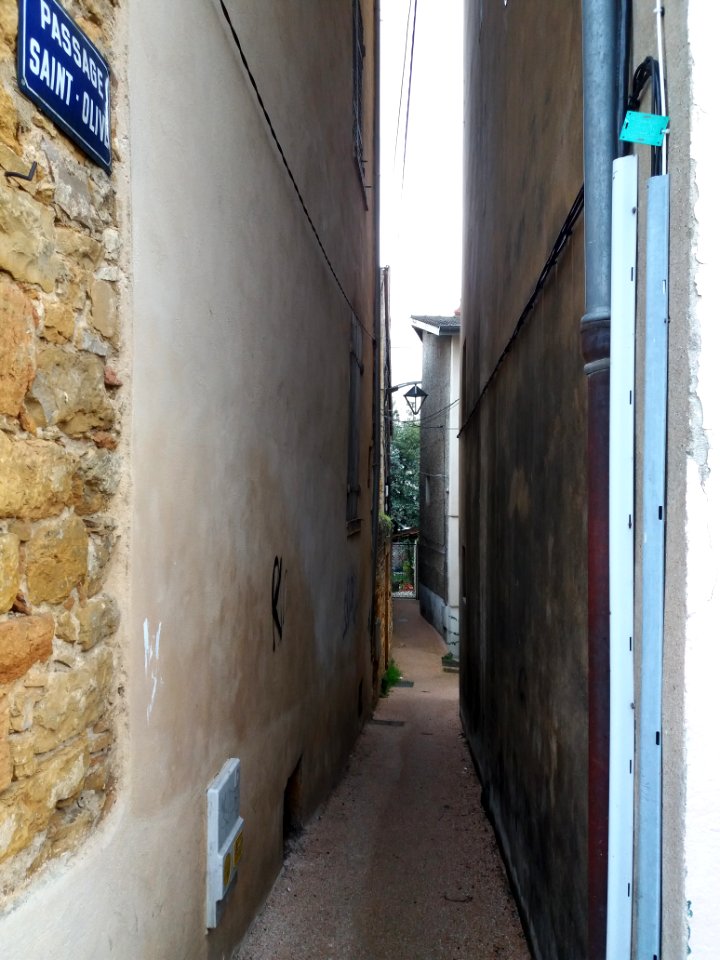 Couzon-au-Mont-d'Or - Passage Saint-Olive - Depuis la rue Pierre Dupont