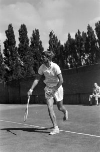 Coupe de Galea tennis . Wethouder Verhey met Nederlands ploeg Hemmes, wethouder , Bestanddeelnr 921-5257