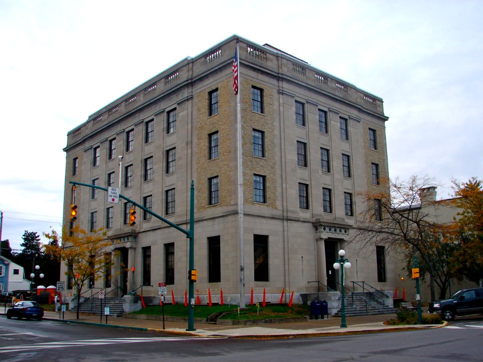Courthouse n PO Lewisburg PA