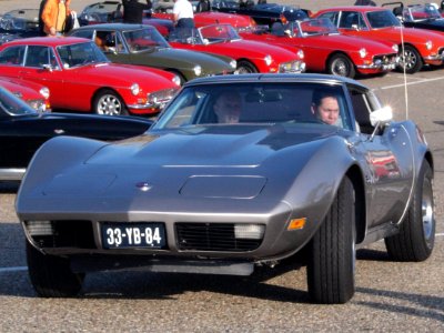 Corvette Stingray dutch licence registration 33-YB-84 pic2