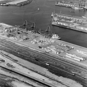Containerhavens, Margriet, prinses, Bestanddeelnr 250-8111