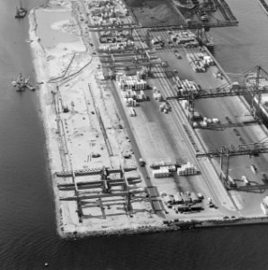Containerhavens, Margriet, prinses, Bestanddeelnr 250-8117