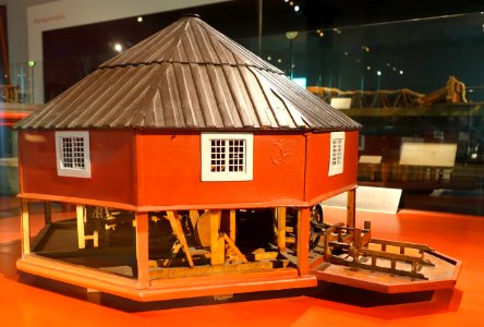 Construction model for Navy Yard slipway shed, c. 1781 - Marinmuseum, Karlskrona, Sweden - DSC08798